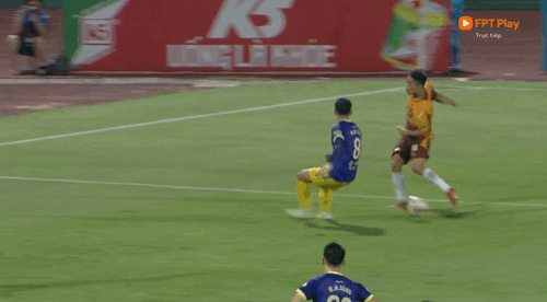 Hà Nội FC chấm dứt chuỗi 9 trận bất bại của LPBank HAGL với chiến thắng 2-0 ảnh 6 Hà Nội FC chấm dứt chuỗi 9 trận bất bại của LPBank HAGL với chiến thắng 2-0 ảnh 6