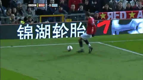 Tình huống tương tự của cựu tiền đạo Berbatov