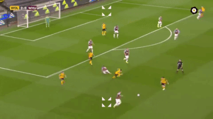 Pha solo mở tỉ số của Lingard