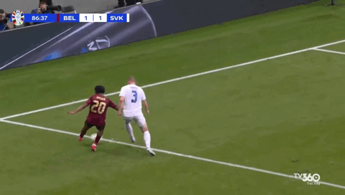 Địa chấn ở Frankfurt, Slovakia quật ngã Bỉ trong ngày Lukaku bị tước 2 bàn ảnh 17 Địa chấn ở Frankfurt, Slovakia quật ngã Bỉ trong ngày Lukaku bị tước 2 bàn ảnh 17