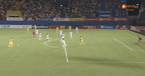 Hạ Thanh Hóa 1-0, B.Bình Dương tặng quà Giáng sinh ý nghĩa cho CĐV ảnh 8 Hạ Thanh Hóa 1-0, B.Bình Dương tặng quà Giáng sinh ý nghĩa cho CĐV ảnh 8