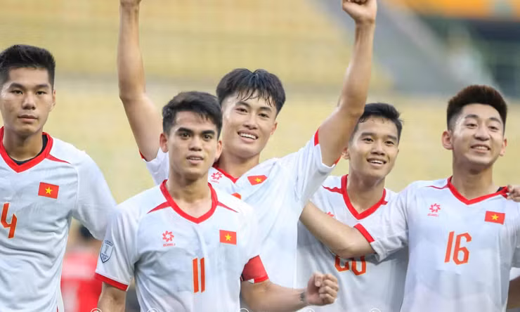 Trực tiếp U23 Việt Nam vs U23 Lào 2-0 (H2): U23 Việt Nam ghi bàn thứ 2