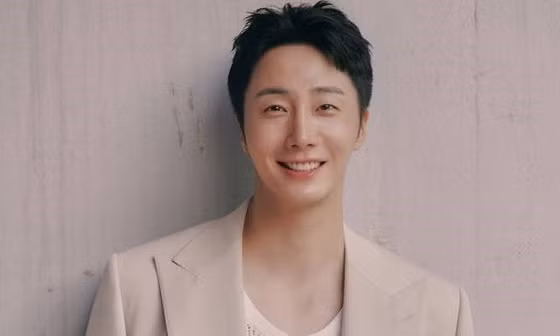 Jung Il Woo sát cánh cùng G-Dragon và Song Kang Ho