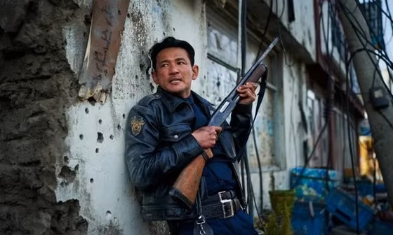 Sự thật cuối cùng nào cho 'ông hoàng phòng vé' Hwang Jung Min?