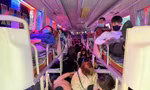 Xe khách 19 chỗ 'nhồi nhét' 60 người bị phạt hơn 200 triệu đồng