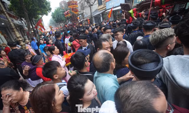 Nỗi lo mất lễ hội 