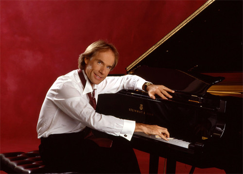 Nghệ sĩ piano Richard Clayderman sắp biểu diễn tại Hà Nội