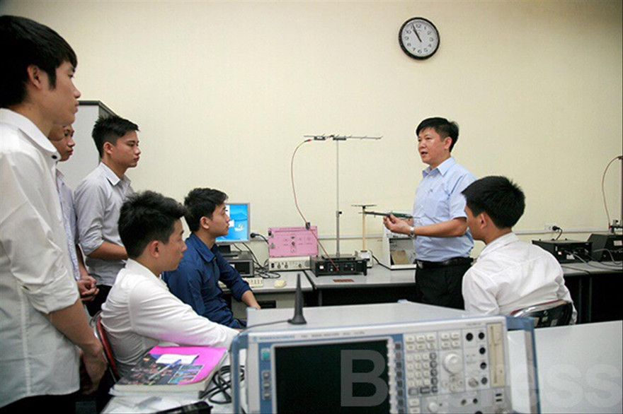 Các trường ĐH mong muốn được tự chủ hoàn toàn. Ảnh: NGHIÊM HUÊ