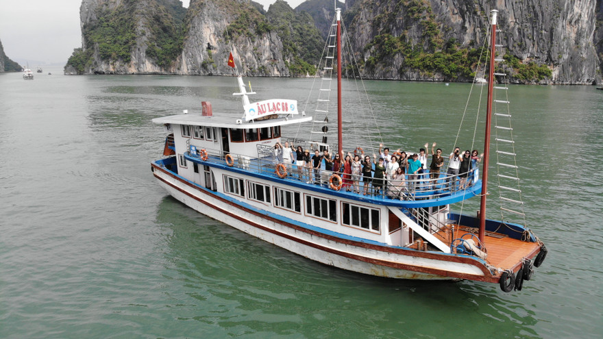 Năm 2019, lần đầu tiên du lịch Việt Nam đón 18 triệu khách quốc tế. Ảnh: MẠNH THẮNG 