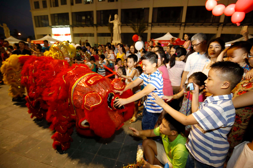 Trẻ em Thủ đô vui Tết Trung thu năm 2018. Ảnh: Ngọc Châu