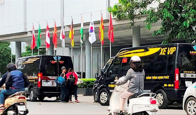 Xe Limousine đang hoạt động trá hình dưới danh nghĩa xe hợp đồng để vào các tuyến 