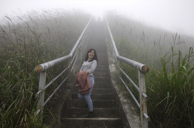 Tràng lau tại đường tuần tra hút khách. Ảnh: Nguyễn Dương