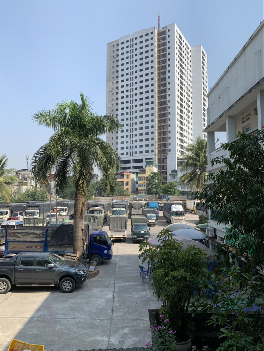 Dự án Eco Green Tower, chậm tiến độ khiến người dân đắng cay. Ảnh: PV 