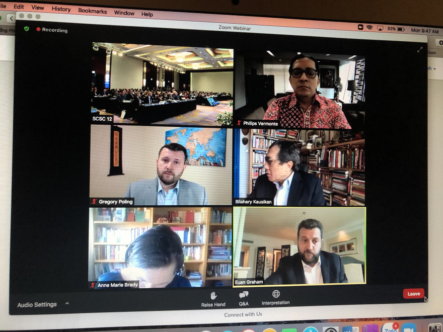 Các học giả quốc tế tham dự trực tuyến