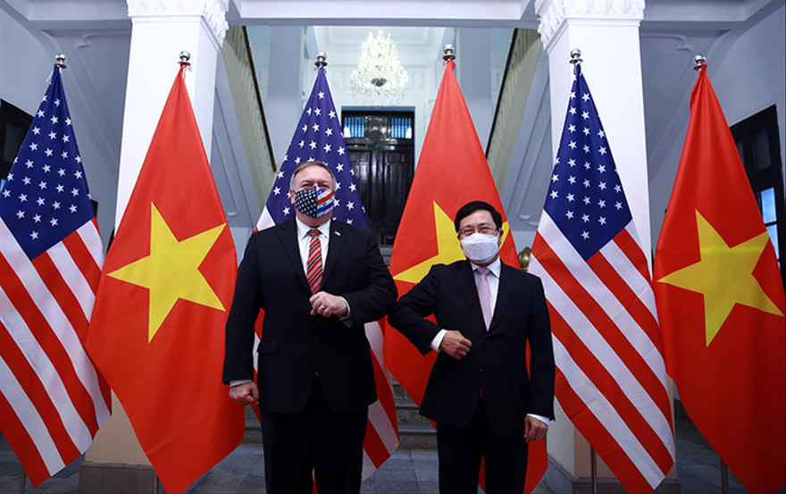  Phó Thủ tướng, Bộ trưởng Ngoại giao Phạm Bình Minh tiếp đón Ngoại trưởng Mỹ Mike Pompeo ngày 30/10Ảnh: Quang Hiếu 