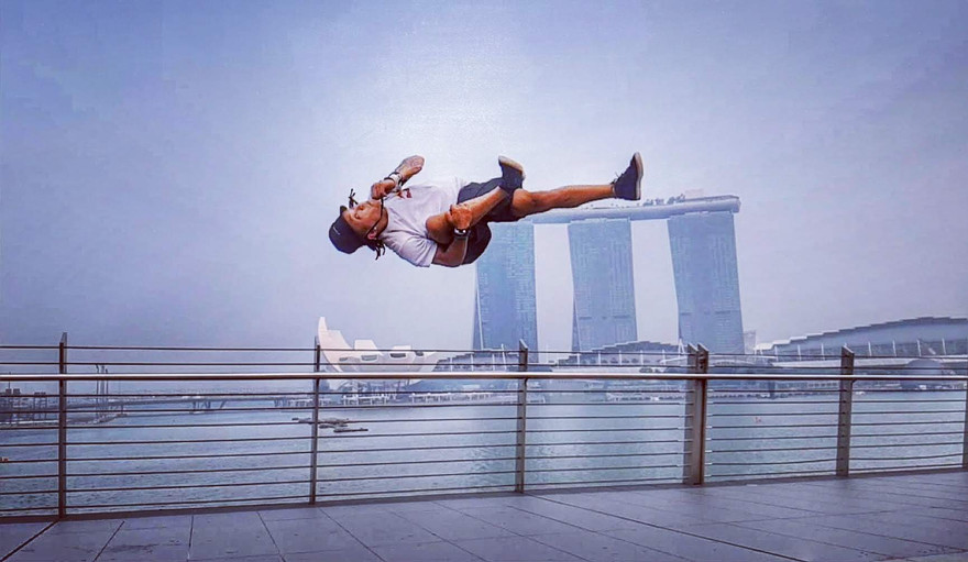 Trọng Hiếu nhào lộn tại Marina Bay (Singapore) 