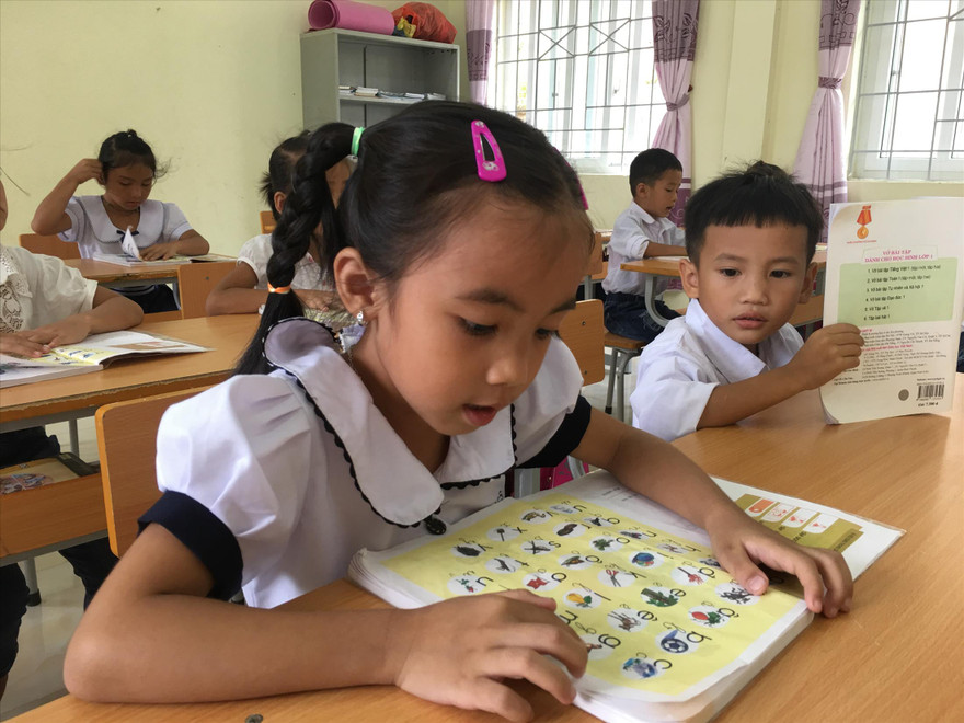 Ba điều chỉnh trong thẩm định SGK lớp 2, lớp 6