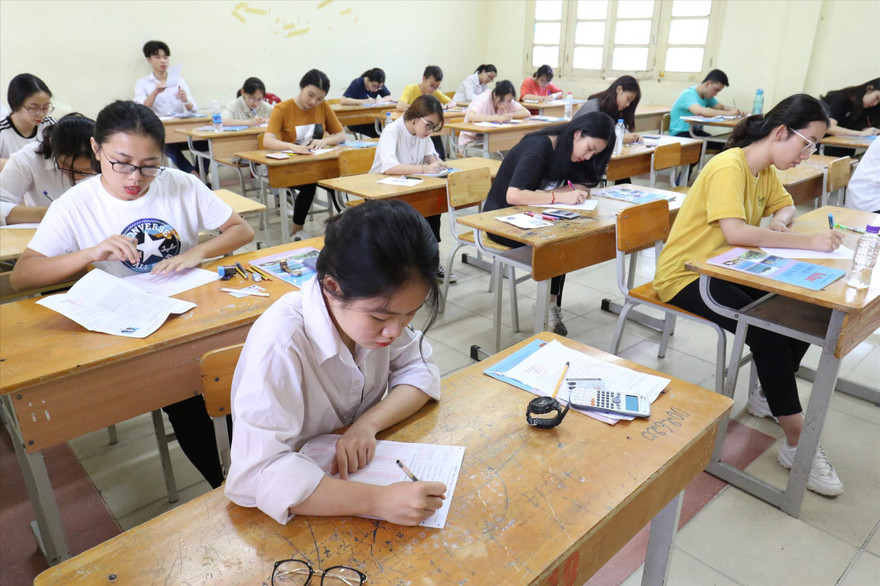 Thí sinh tham gia kỳ thi THPT quốc gia 2019 Ảnh: Như Ý