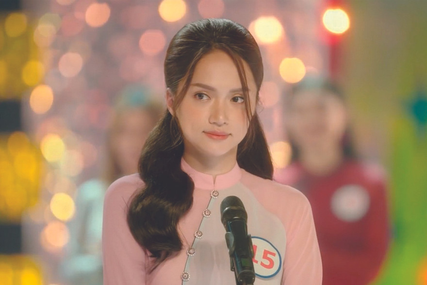 Dù rất nỗ lực cống hiến nhưng “Sắc đẹp dối trá” vẫn là một “nước cờ” sai của Hương Giang