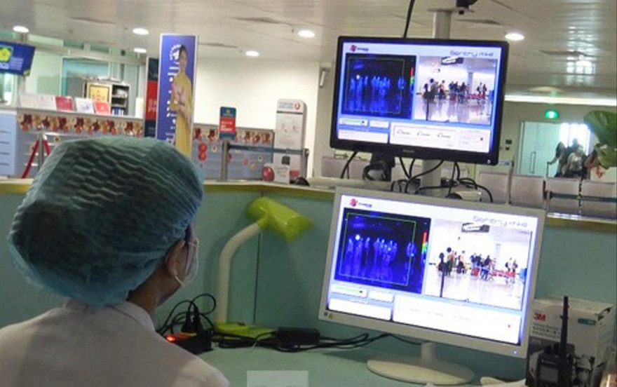 Kiểm soát dịch tại sân bay Tân Sơn Nhất