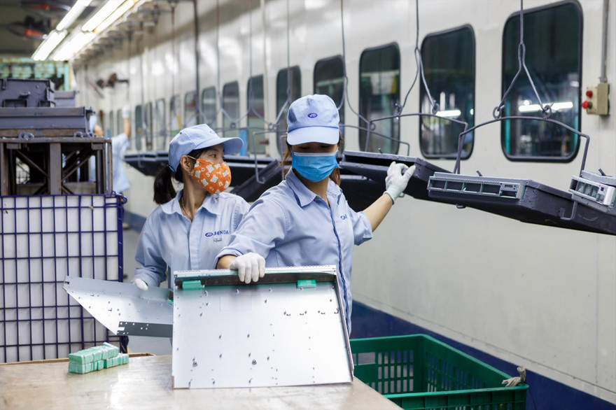 Lao động trong lĩnh vực chế biến chế tạo