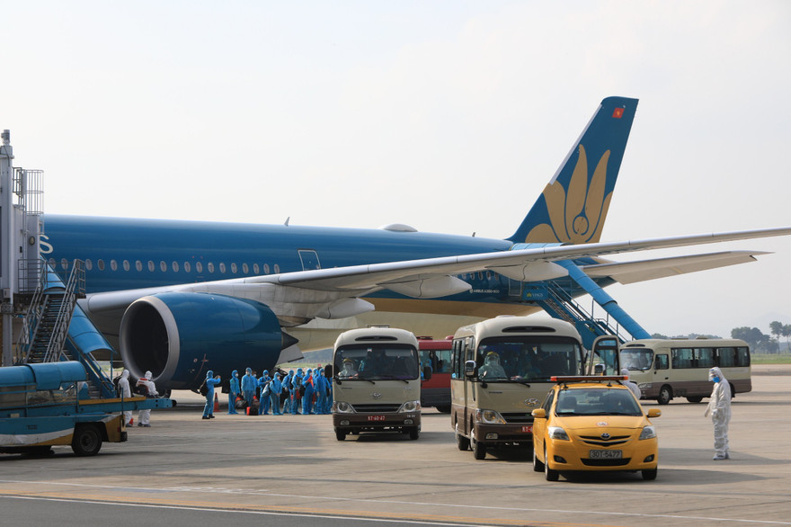 Chuyến bay đưa lao động từ Guinea Xích đạo về nước
