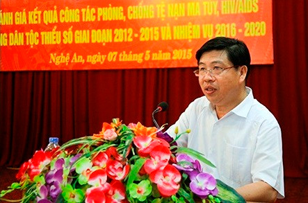 Thứ trưởng, Phó chủ nhiệm Lê Sơn Hải tại hội thảo.