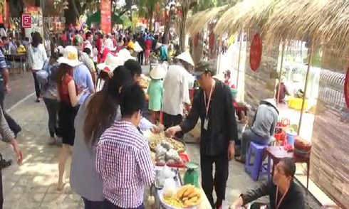 Khu vui chơi ở TP HCM chật kín du khách