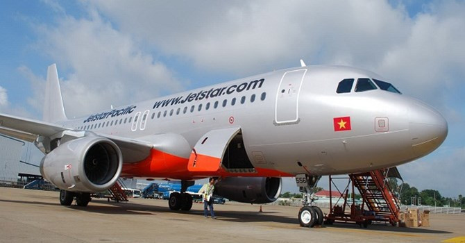 Máy bay Jetstar đi Hải Phòng, hạ cánh xuống Hà Nội