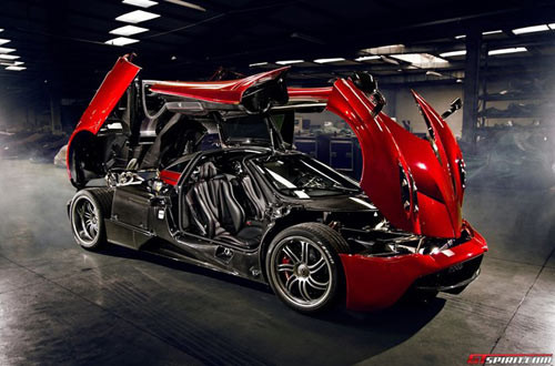 Siêu xe Pagani Huayra đang trở thành món hàng hot đối với các tín đồ mê tốc độ