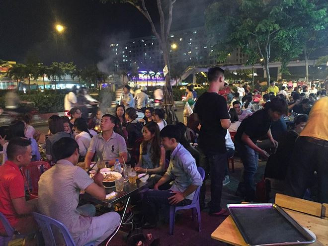 Nhậu đêm ở Sài Gòn
