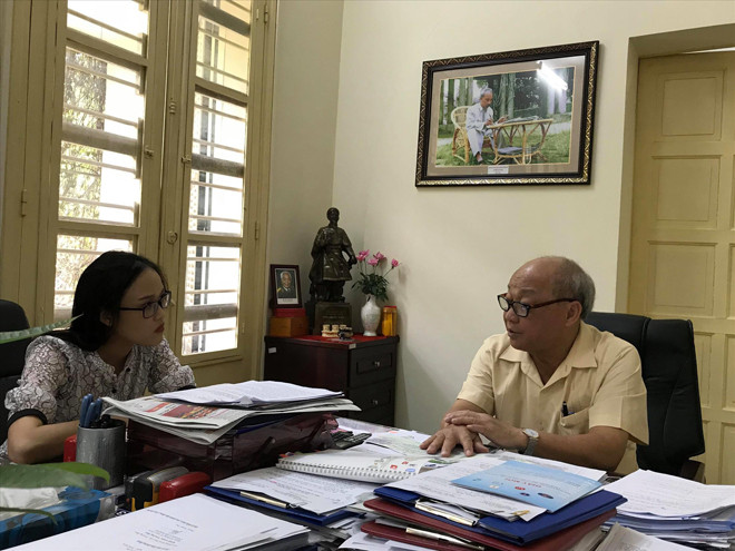 Ông Nguyễn Quốc Triệu chia sẻ về lợi ích của việc chơi golf đối với người trung, cao tuổi. Ảnh: NGUYÊN PHONG