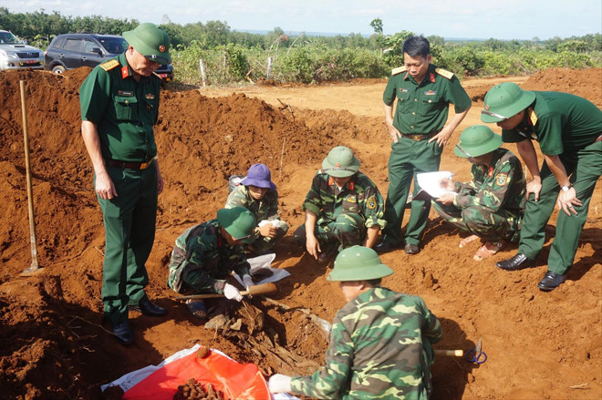 Tìm thấy nhiều hài cốt liệt sĩ tại vị trí 'Hàng rào điện tử McNamara'