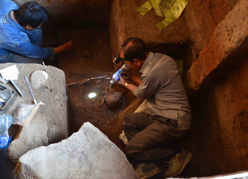 Phát hiện chấn động về hài cốt người tiền sử trong hang động núi lửa - Ảnh: Hoàng Thiên Nga