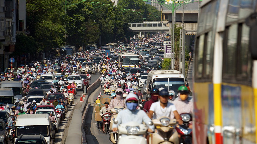 Hà Nội: 'Tắc' giải pháp chống ùn tắc