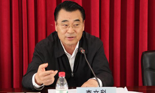 Lý Văn Khoa khi còn tại chức