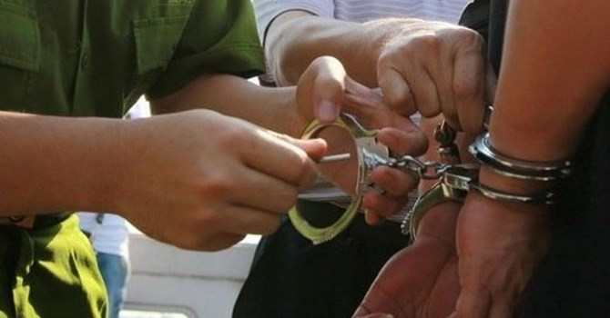 Chánh án bị bắt vì nghi nhận tiền chạy án