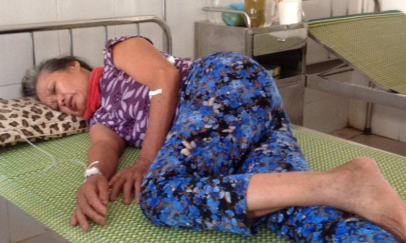 Bà Đ.T.Đ đang được điều trị tại phòng khám Đức Lĩnh.