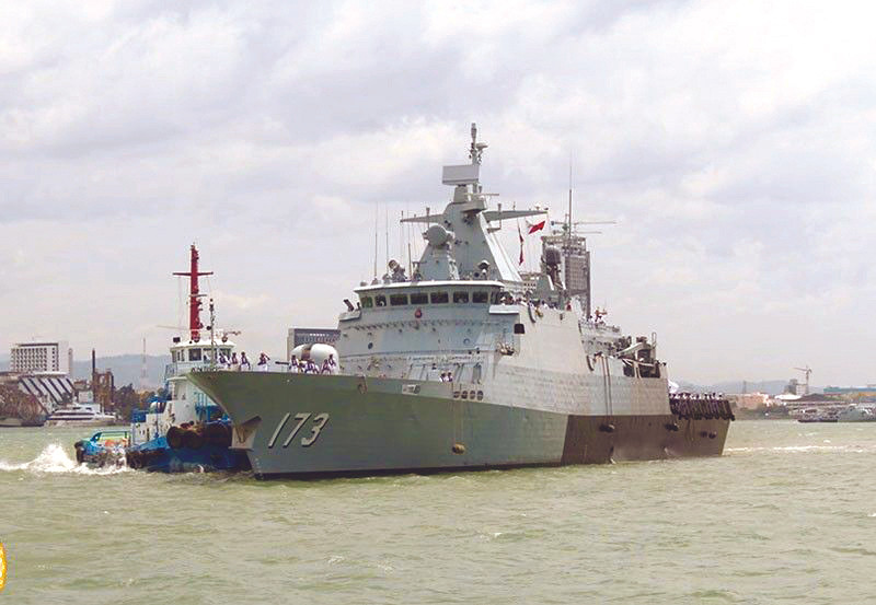 Một khinh hạm thuộc Hải quân Hoàng gia Malaysia Ảnh: Philstar 