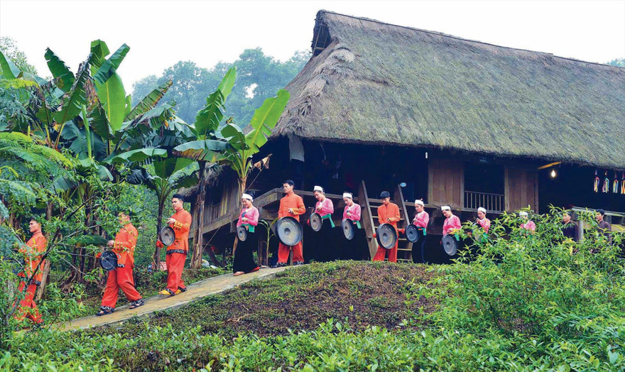 Hòa Bình giới thiệu đặc sản văn hóa, cảnh quan trong những ngày hội Văn hóa, Du lịch 2019 Ảnh: MẠNH THẮNG