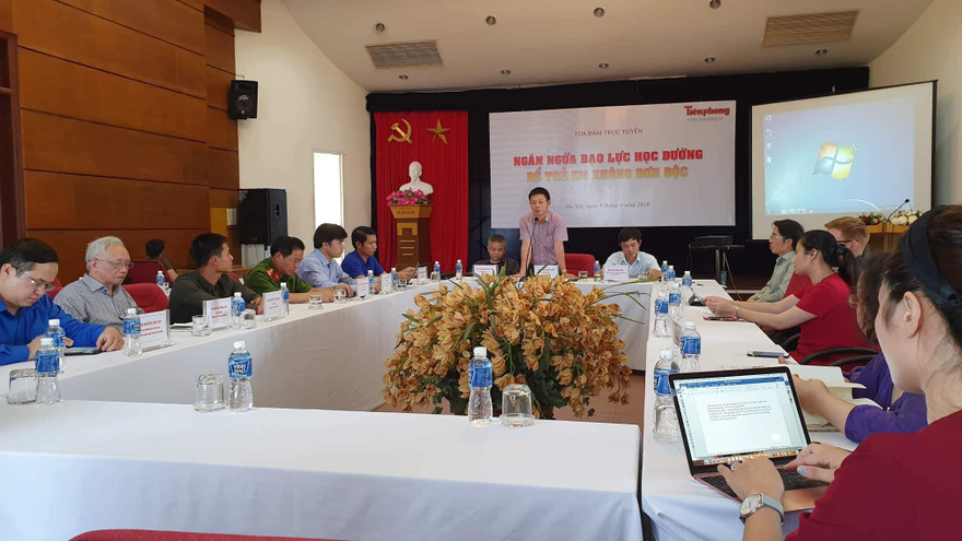 Quang cảnh tọa đàm tại báo Tiền Phong. ảnh: P.V