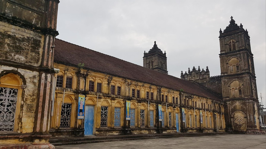 Nhà thờ Bùi Chu là một trong số những địa điểm có thể thu hút khách của Nam Định Ảnh: Minh Đức 