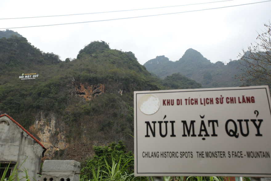 Núi Mặt Quỷ 