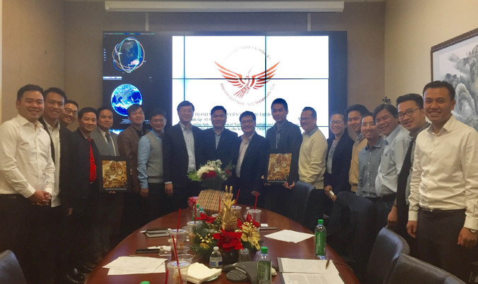 Đoàn công tác cấp cao T.Ư Đoàn do Bí thư thứ nhất T.Ư Đoàn Lê Quốc Phong dẫn đầu làm việc với Hội thanh niên - sinh viên Việt Nam tại bang California, Hội thanh niên - sinh viên Việt Nam tại Hoa Kỳ.