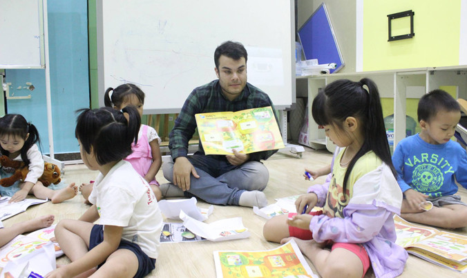 Cách học ngoại ngữ tốt nhất cho bé