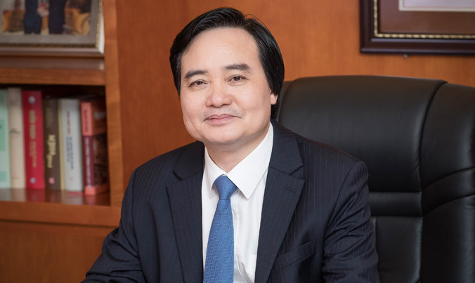 Bộ trưởng Bộ GD&ĐT Phùng Xuân Nhạ: “Cảm ơn các cô giáo, thầy giáo đã vững vàng vượt qua những áp lực để giữ vững tâm huyết với nghề”.