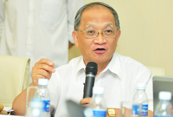 TS Lê Đăng Doanh cho rằng, hiện đầu tư thép tại Việt Nam đang lãi lớn nhờ giá điện quá thấp.