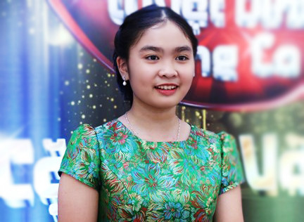 Quán quân Giọng hát Việt nhí 2014 Thiện Nhân cũng lại chọn bolero để tái xuất. Ảnh: Dân Trí