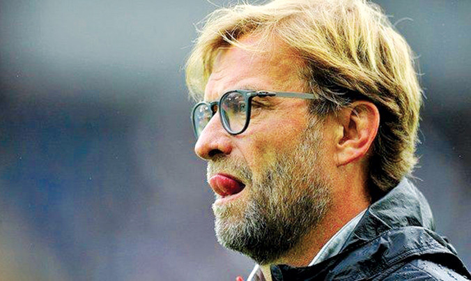 HLV Klopp và các học trò được đánh giá cao hơn trước màn đối đầu với “quỷ đỏ” của Mourinho. Ảnh: GETTY IMAGES.