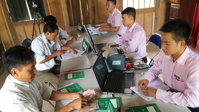 Tới đây nông dân 10 tỉnh có tên trong dự án vay xây hầm biogas có thể vay từ 20-50 triệu đồng tại NHCS mà không cần thế chấp sổ đỏ.